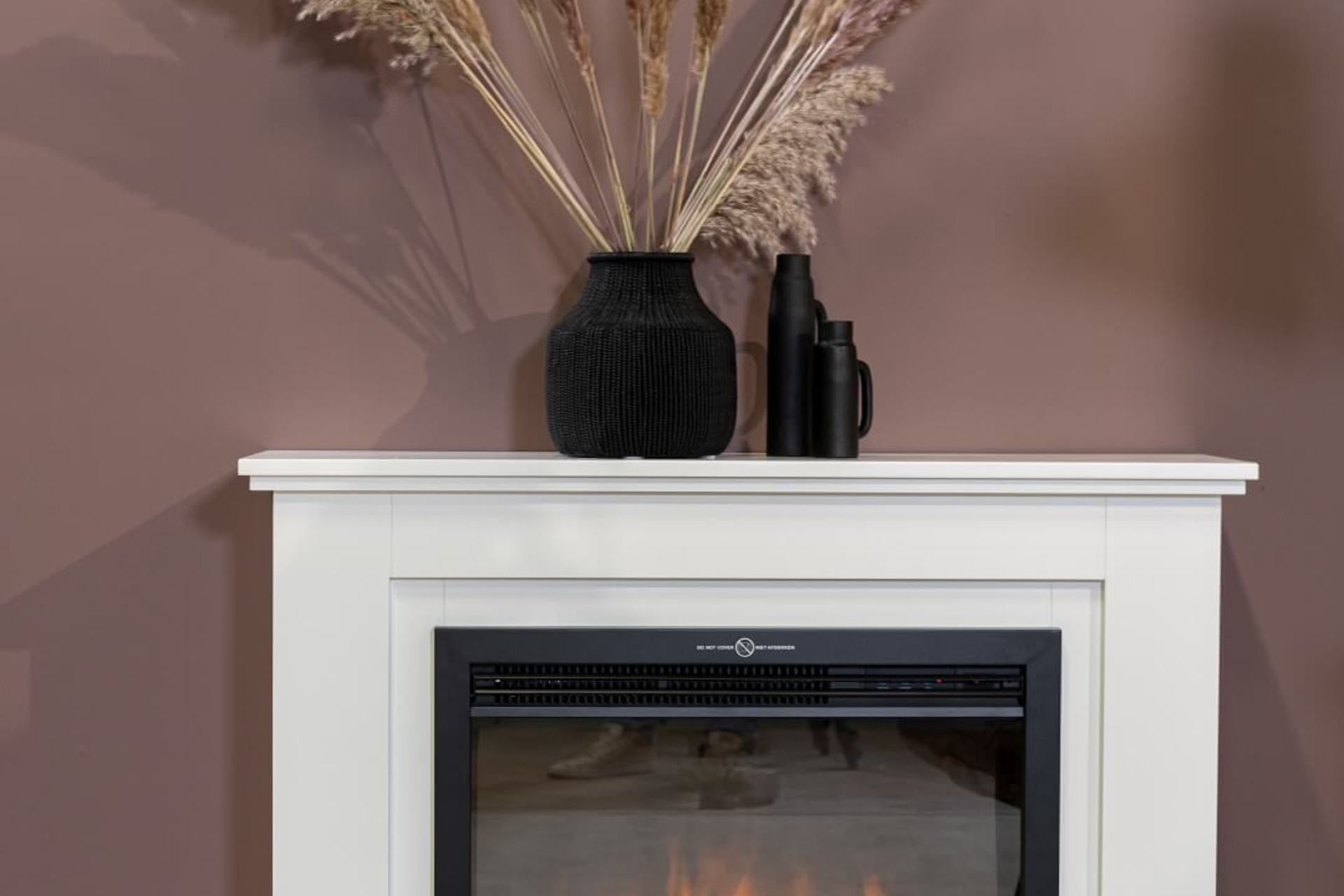 8713415363463-Malmo-Fireplace-sfeer-2-Large.png